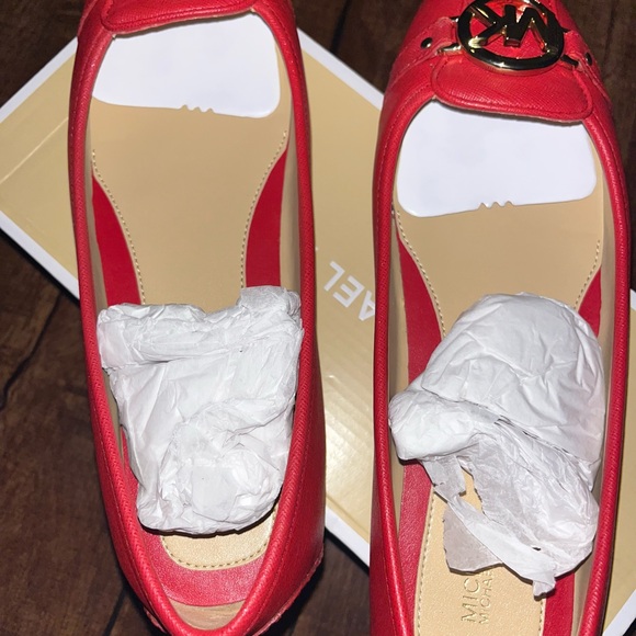 New Michael Kors Red Flats - Picture 6 of 12